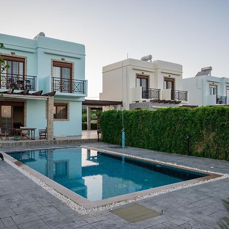 Petra Villas Gennadi Esterno foto