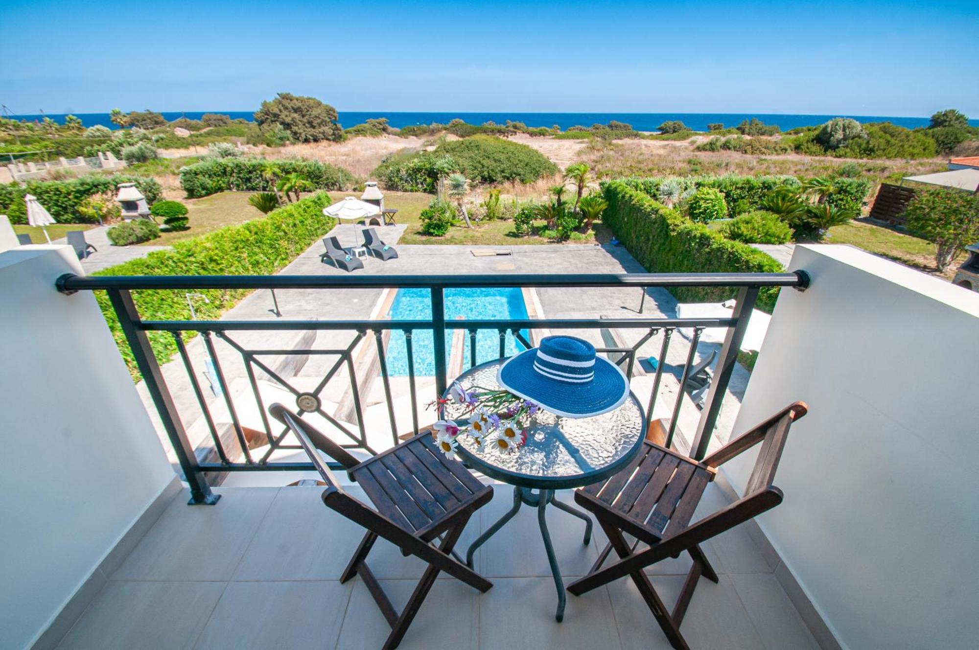 Petra Villas Gennadi Esterno foto