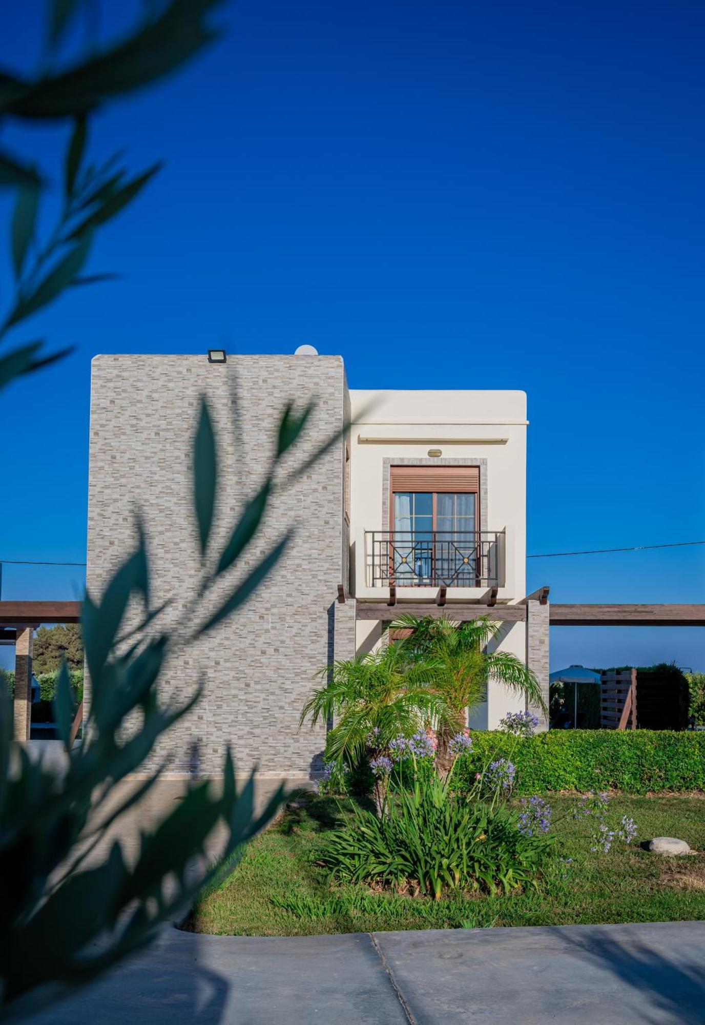 Petra Villas Gennadi Esterno foto