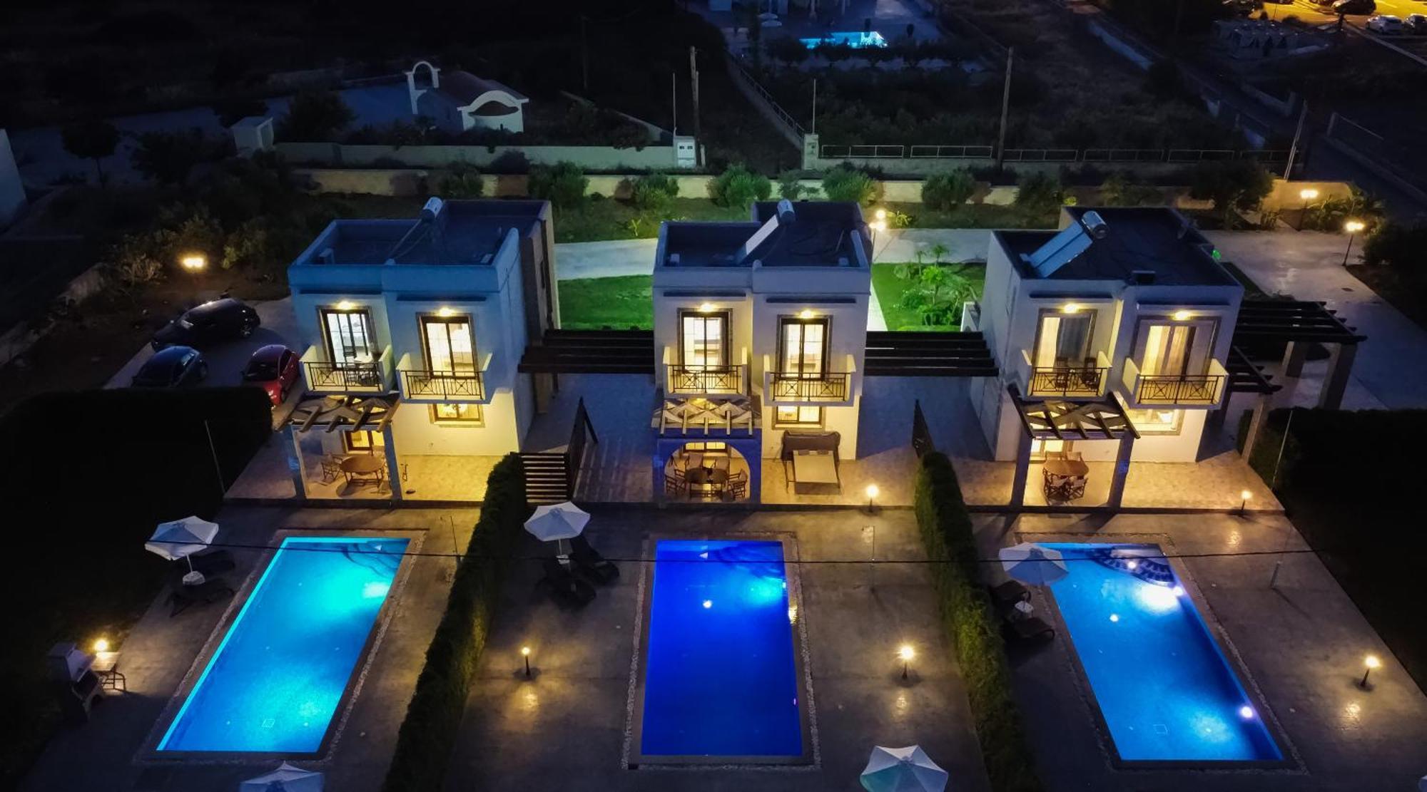 Petra Villas Gennadi Esterno foto